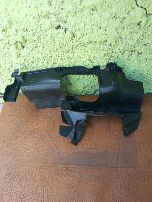 Дефлектор радиатора Toyota Rav 4.