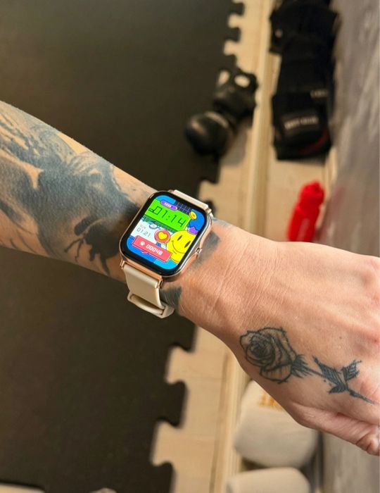 Smartwatch złoty  nowy komplet