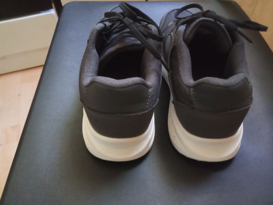 Buty dla chłopca 35