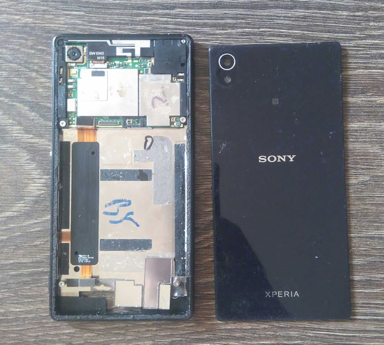 Sony E2303 на запчасти