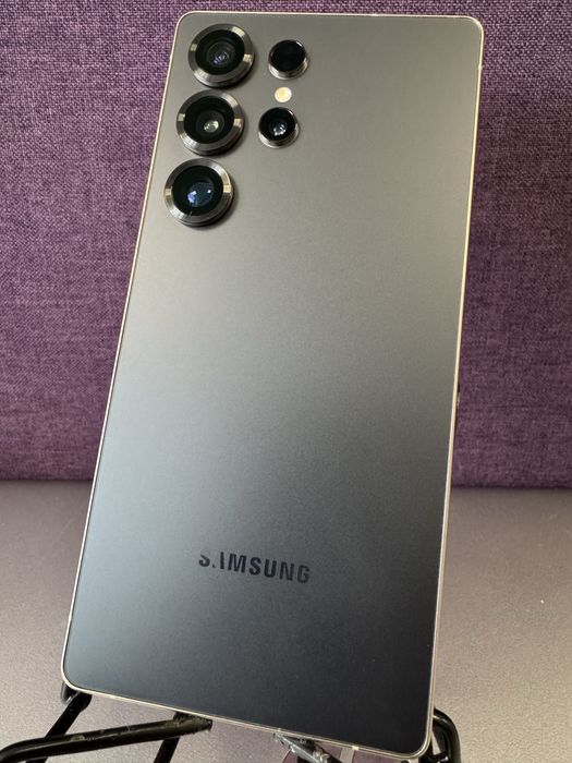 Samsung S25 ultra 12/256
