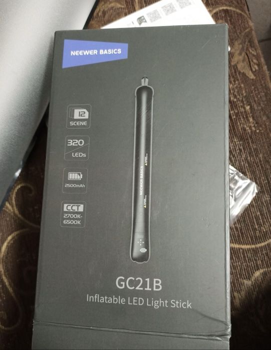 NEEWER GC21B Inflatable LED Light Stick