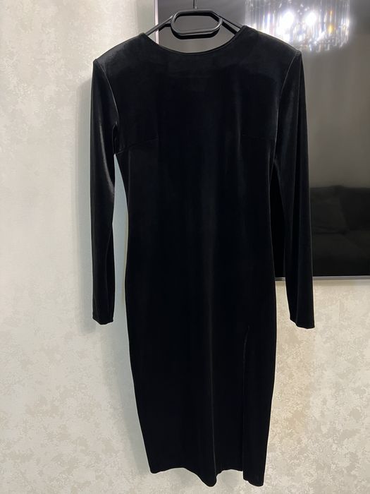 Шикарное дизайнерское платье