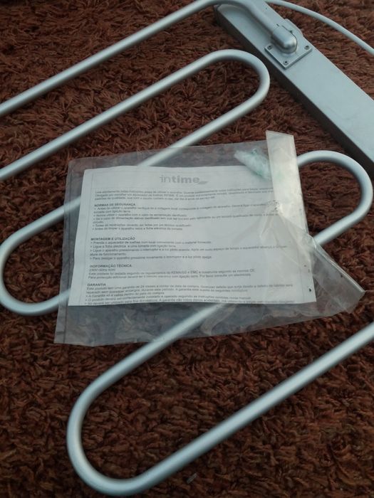 Aquecedor de toalhas