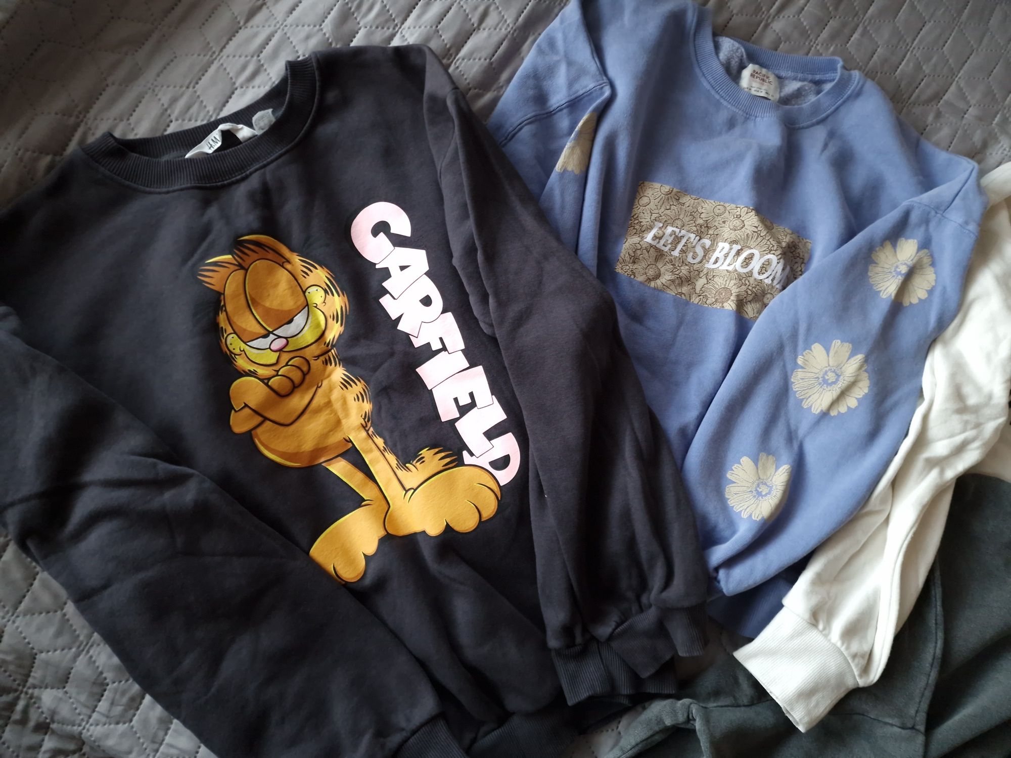 Zestaw bluz h M pull and bear Garfield jesie 36 38 narzuty swetry Gdynia Witomino Le niczowka OLX.pl