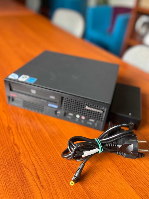 Lenovo ThinkCentre M58 USFF – E8400, 4 GB, 2×1 TB RAID0, Windows XP – retro PC