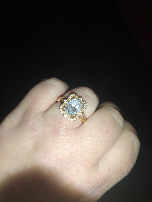 Каблучки і намисто