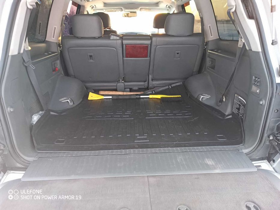 продам Лексус 570