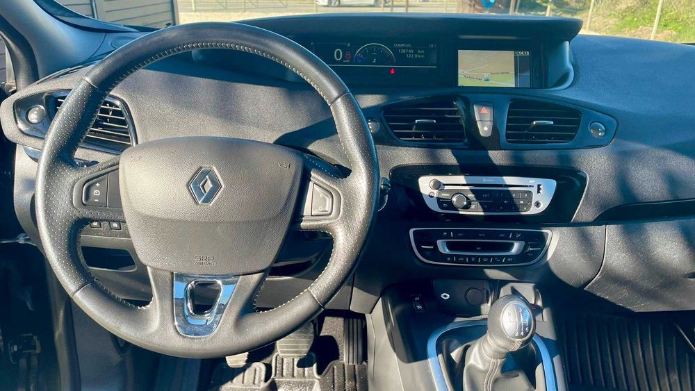 Renault Grand Scenic 1.5 BOSE Edition