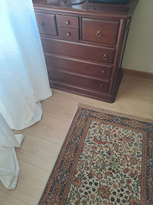 Quarto completo semi-novo