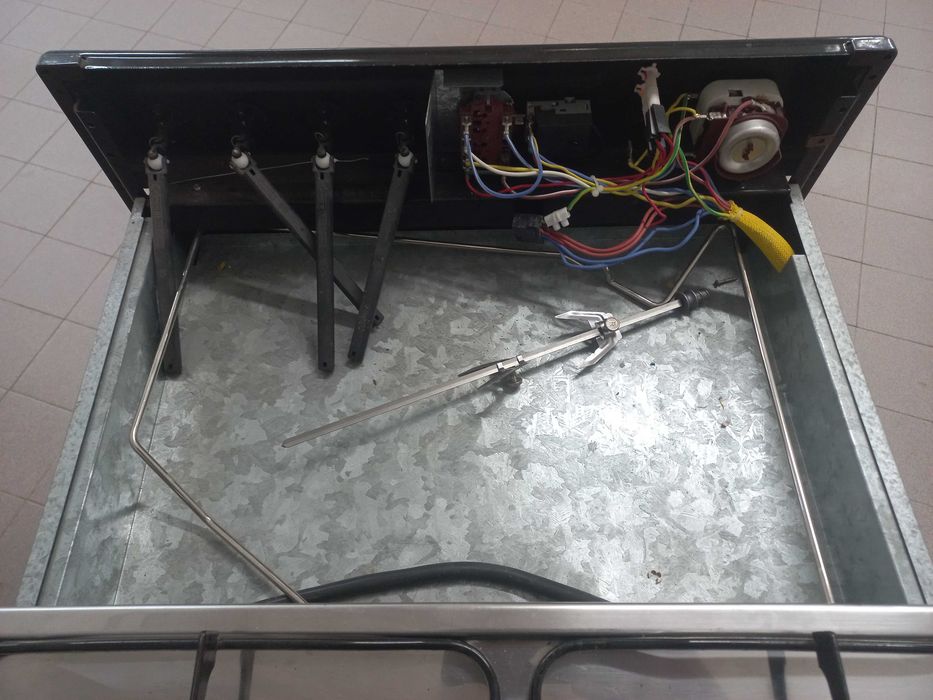 Placa a Gás com Forno Elétrico TEKA