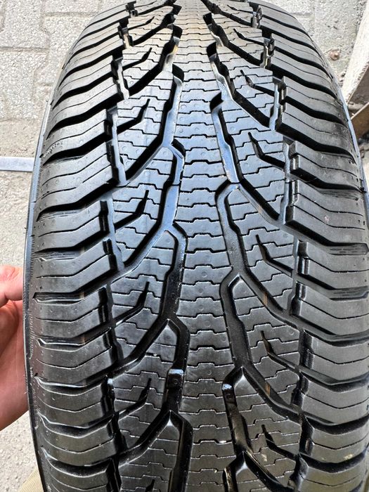 Opona Uniroyal 215 55 r17