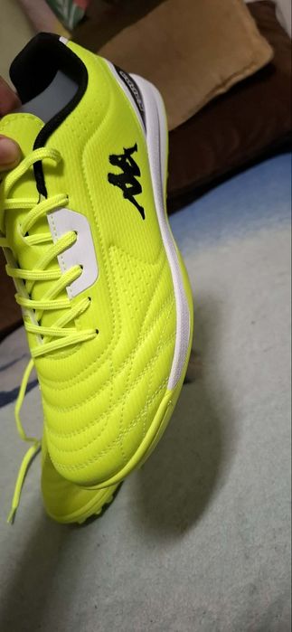 męskie sneakersy piłkarskie / halówki marki Kappa
