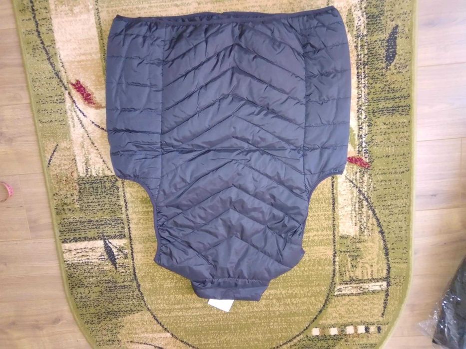 Pikowana kamizelka damska bezrękawnik kurtka czarna rozmiar 48