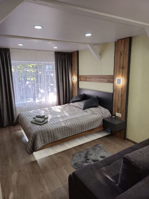 Здам подобово 1 кімнатну квартиру в центрі міста, 5хв до Старого міста