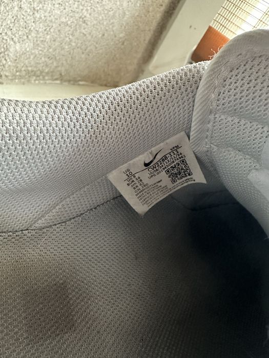 обмін на чорні форси 44 розмір оригінал