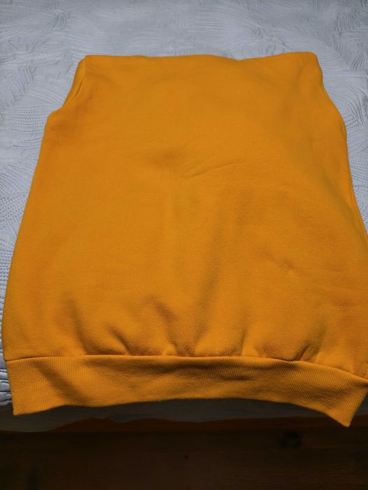 Sprzedam bluzę z kapturem Diverse używaną