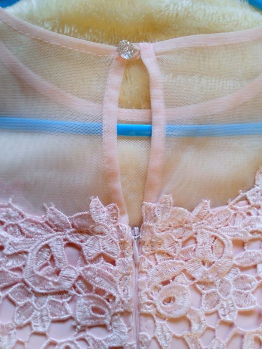 Плаття гарне нарядне