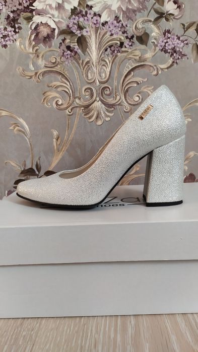 Продам туфлі  жіночі