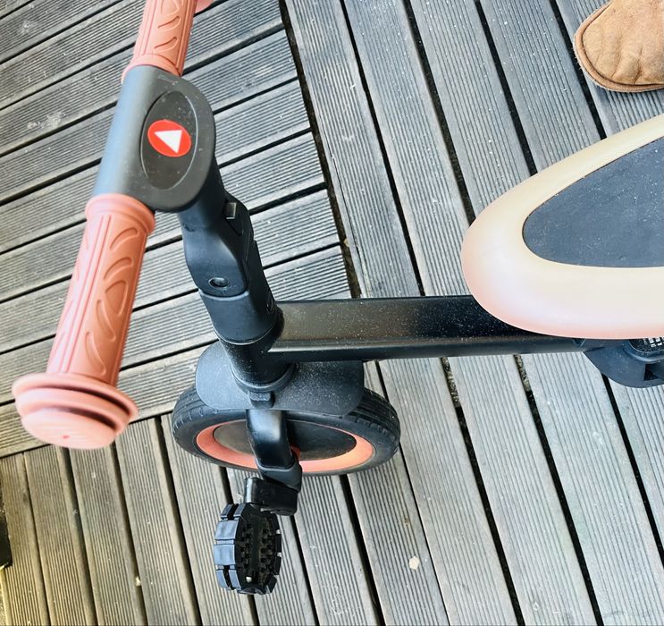 Bicicleta triciclo criança