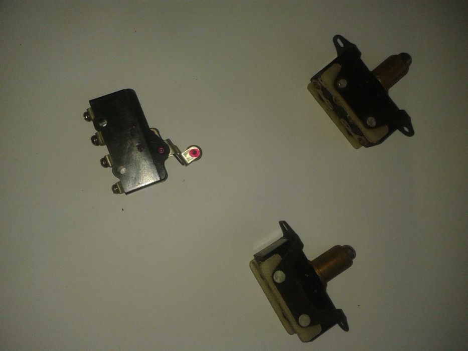 Микропереключатель (концевой)