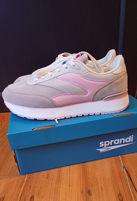 Nowe buty Sprandi, rozm. 39