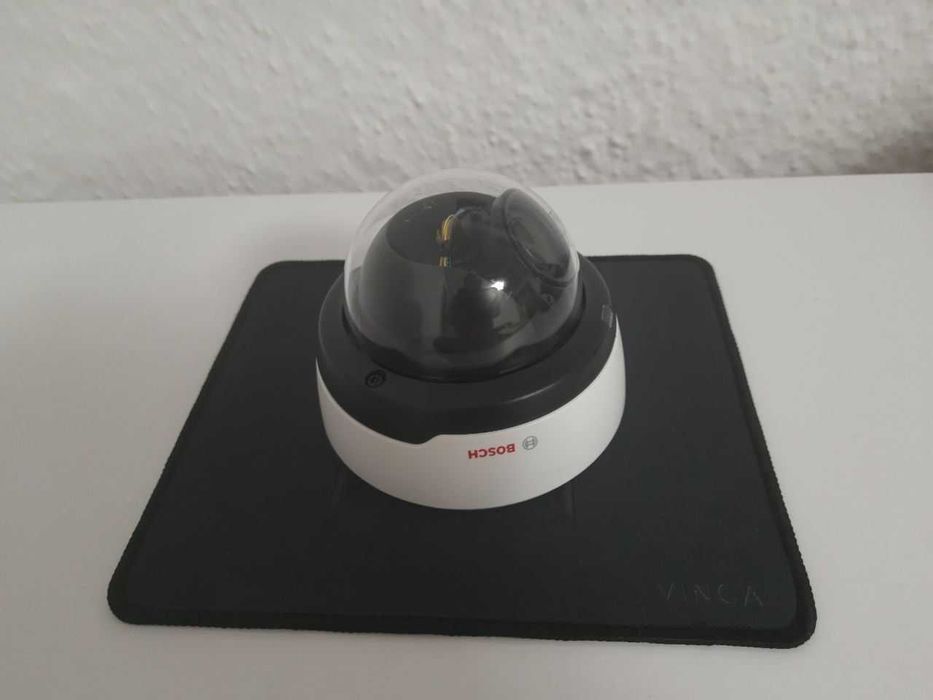 IP-камера Bosch Flexidome 4000i | Елементи ШІ, Автофокус | PoE