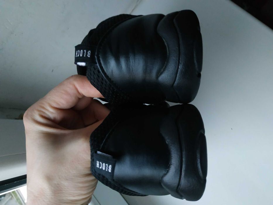 Чорні танцювальні кросівки Bloch Criss Cross 36 розмір 23,5 см