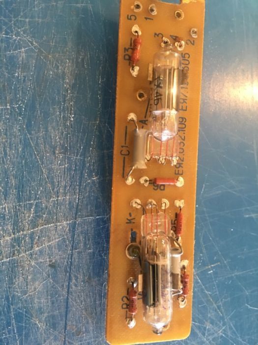 радио лампа