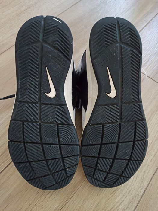 Buty Nike oryginalne 35 stan b.dobry