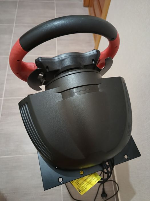 Проводной руль Thrustmaster T150 Ferrari Wheel + Подставка.