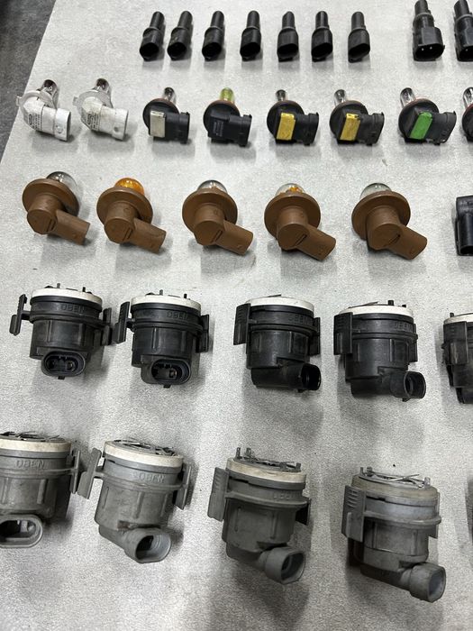 Патрон В Фару Туманку БМВ Е39 Е46 Рестайл Дорестайл Лампочка Фішка BMW