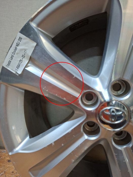 Jante trás direita TOYOTA Land Cruiser 200 (_J2_)