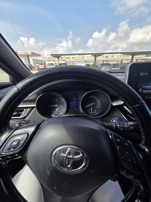 Toyota CHR confort exclusive 2018 — photo 5