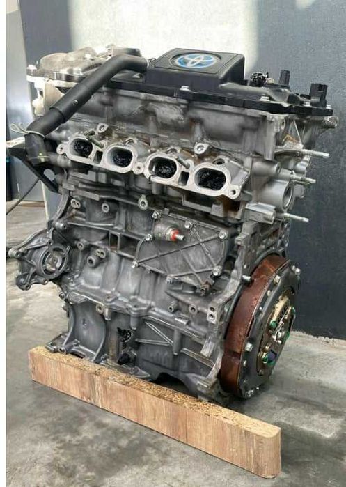 Toyota Corolla E21 1.8 hybryda Silnik 2ZR