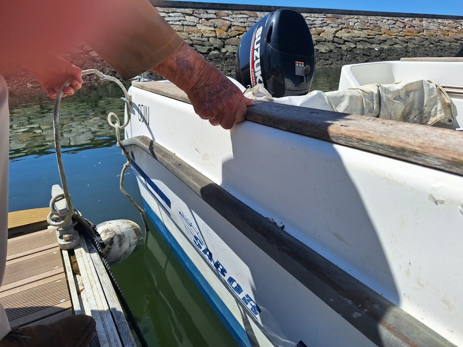 Barco Sabor 4.60m semi-cabinado