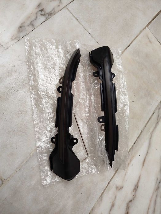 Box potência e piscas leon 5f