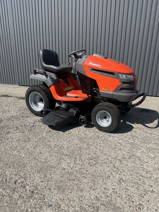 Traktorek kosiarka HUSQVARNA YTH220 22 KM V2