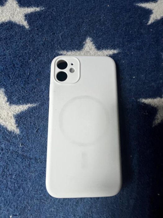 Чохол на iPhone 11