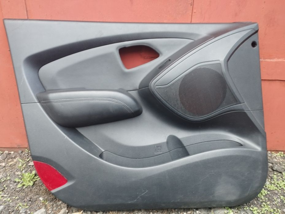 Продам карту двері хундай ІХ 35