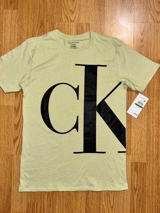 Футболки Calvin Klein , L - Оригінал ! Tommy Hilfiger