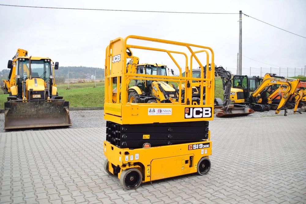 JCB S1930E  Sprzedam Podnośnik nożycowy elektryczny JCB S1930E Genie GS1930