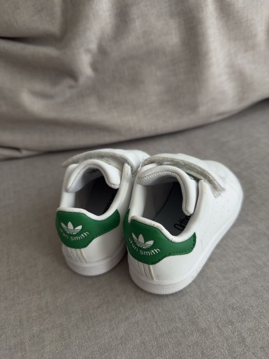 кросівки adidas Stan smith 21 розмір 13,5 см