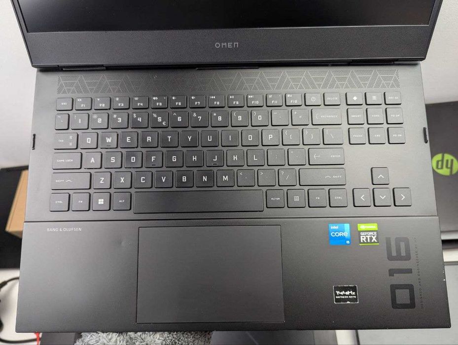 LAPTOP GAMINGOWY HP Omen 16" RTX 3050 Ti Intel i5-11400H 144hz