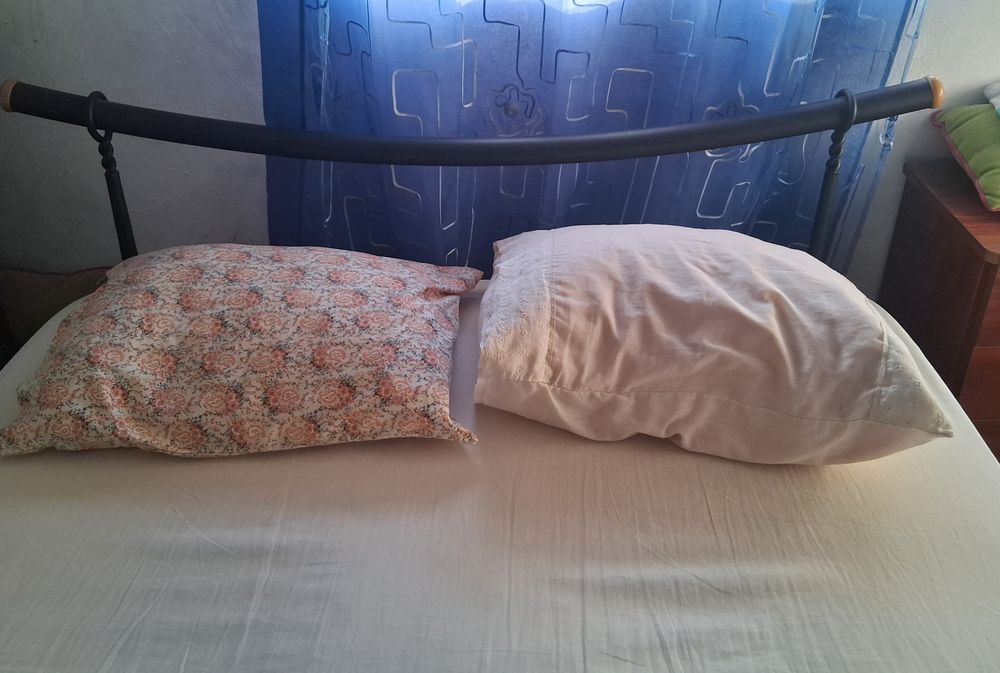 Cama de casal c/estrado incluído
