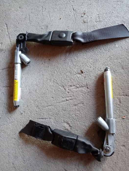 Napinacz pasów opel Insignia