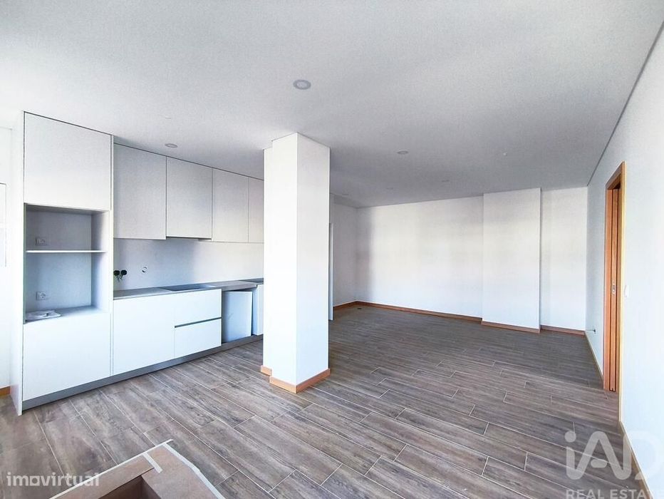 Apartamento T2 em Darque de 64,00 m2