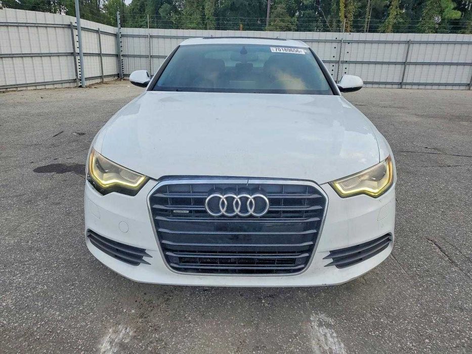 AUDI A6 Premium Plus