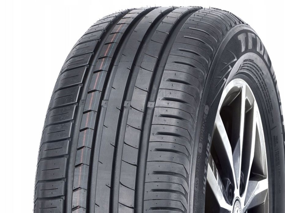 NOWE Opony opona letnia letnie TRACMAX 205/70R15 X-PRIVILO TX1 96T