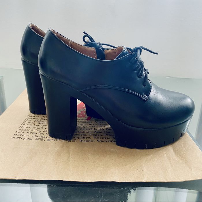 Туфлі ( лак, замш, кож зам)